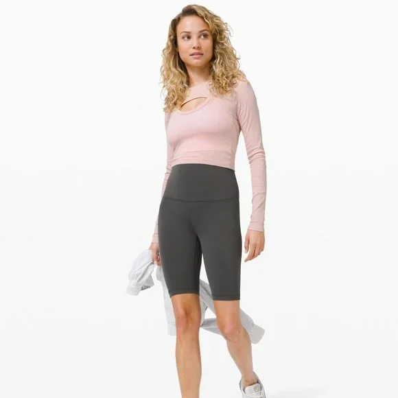 *WITH TAG* LULULEMON LA Better Best Long Sleeve Sz 4 BRAND NEW! - Ultimate Deal - Picture 1 of 6